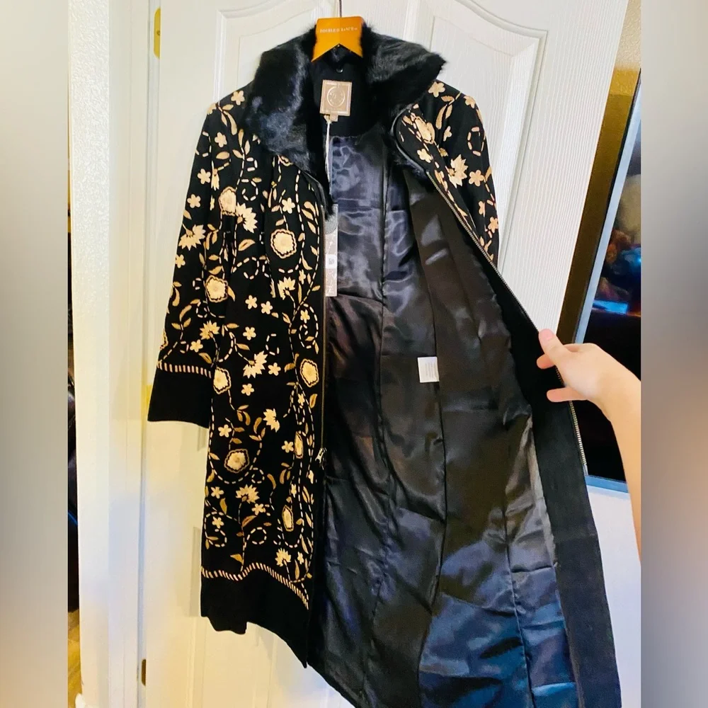 NEW! The Double D Ranch Full-Length Black Suede Hand-Embroidered Obregon Coat - Picture 11 of 17